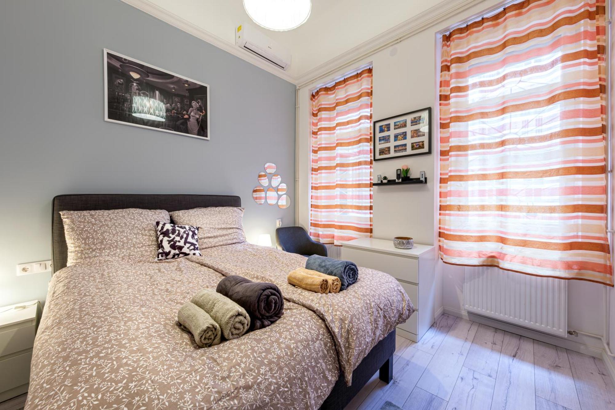 Soho Downtown Apartment Будапеща Екстериор снимка