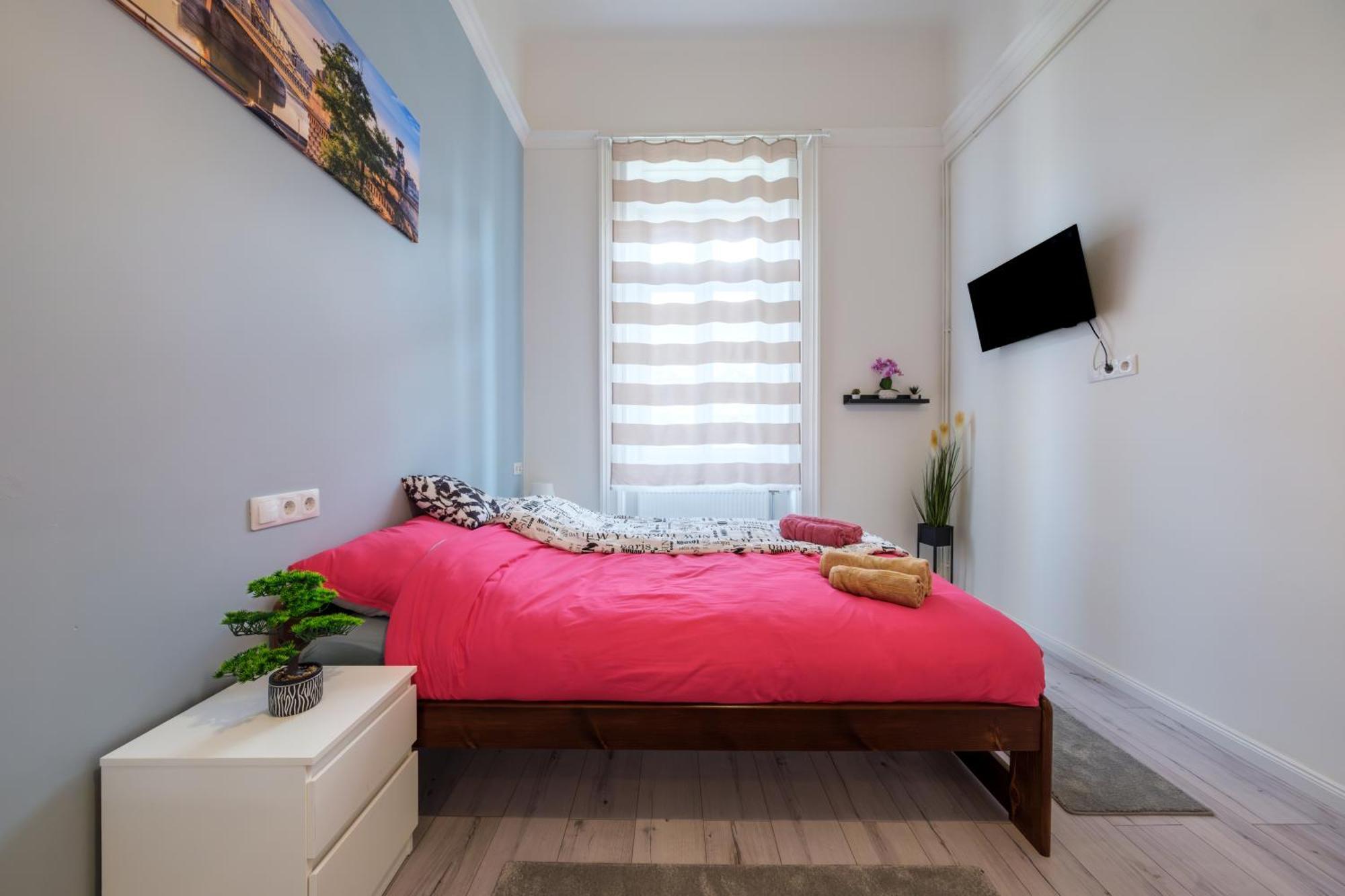 Soho Downtown Apartment Будапеща Екстериор снимка