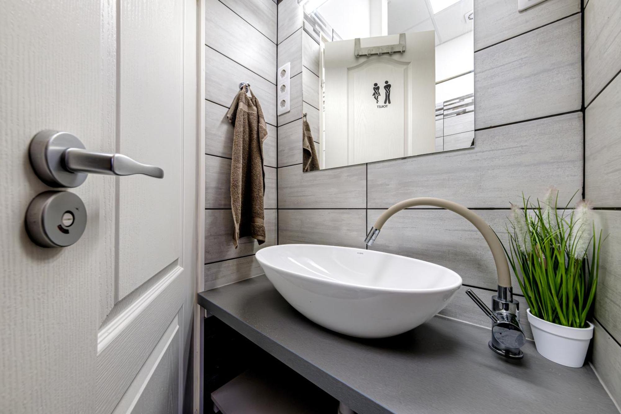 Soho Downtown Apartment Будапеща Екстериор снимка